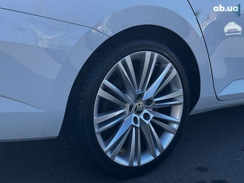 Skoda Superb 2019 - фото 29