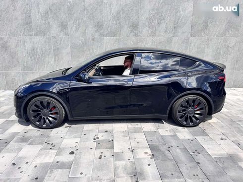 Tesla Model Y 2023 - фото 10