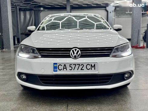 Volkswagen Jetta 2013 - фото 3