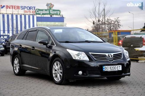 Toyota Avensis 2011 - фото 30