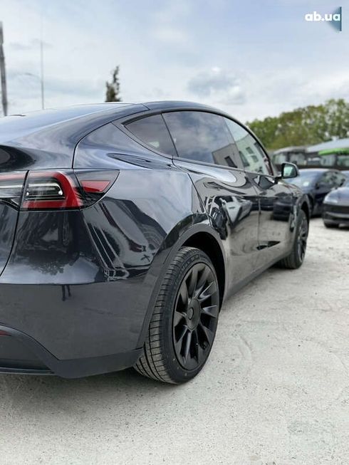 Tesla Model Y 2024 - фото 18