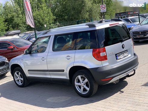 Skoda Yeti 2012 - фото 18
