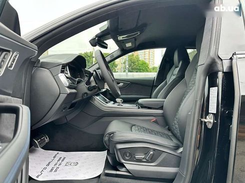Audi RS Q8 2025 - фото 23