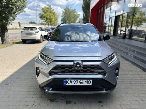 Toyota RAV4 2020 - фото 4