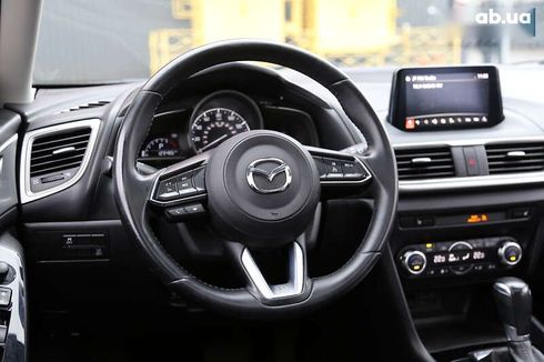 Mazda 3 2017 - фото 16