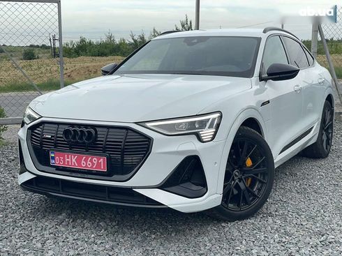 Audi E-Tron 2022 - фото 4