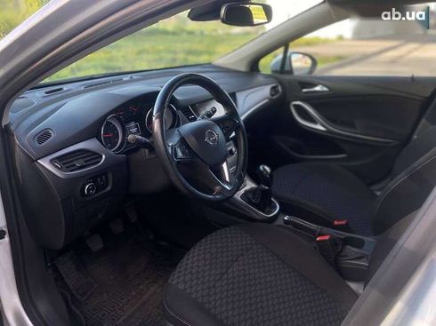 Opel Astra 2017 - фото 13