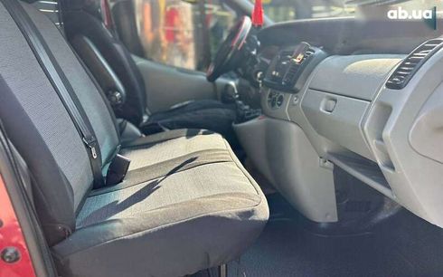 Renault Trafic 2009 - фото 12