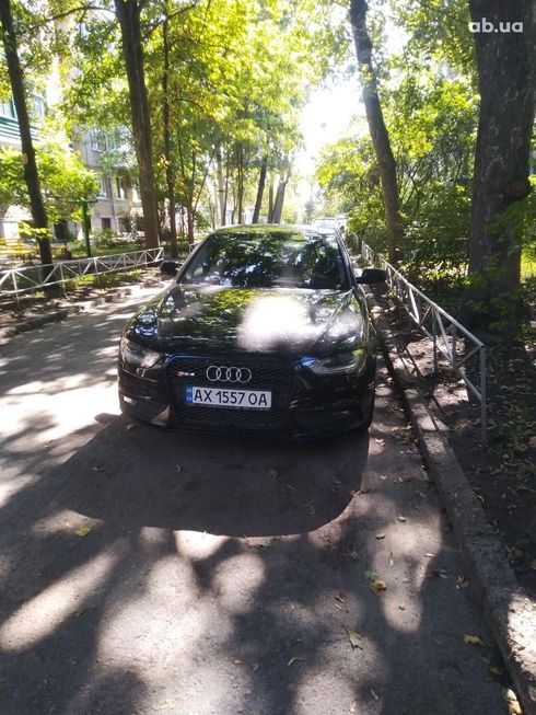 Audi A4 2013 черный - фото 3
