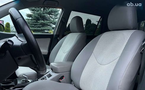Toyota RAV4 2013 - фото 9