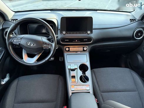 Hyundai Kona Electric 2022 - фото 7