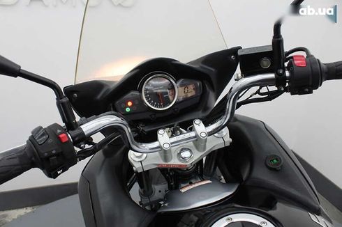 Suzuki GSR 2017 - фото 17
