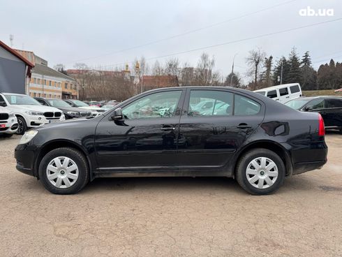 Skoda Octavia 2010 черный - фото 7