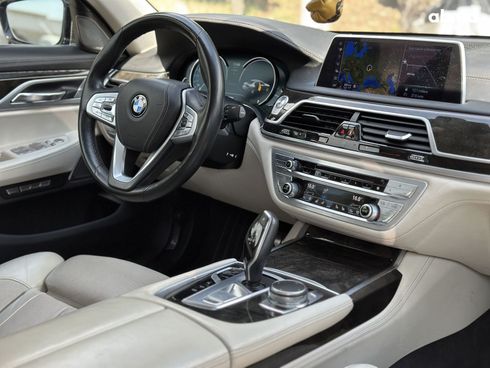 BMW 7 серия 2016 черный - фото 19