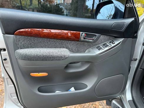 Toyota Land Cruiser Prado 2007 серый - фото 13