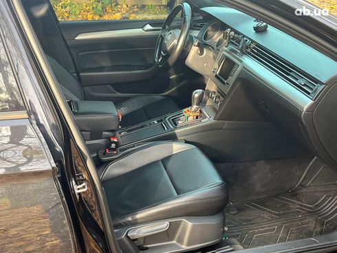 Volkswagen Passat 2015 черный - фото 30