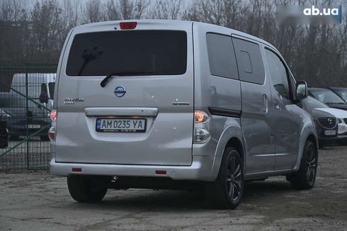 Nissan e-NV200 2015 - фото 16