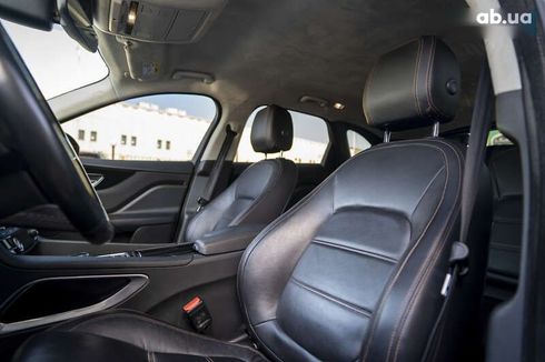 Jaguar F-Pace 2020 - фото 16
