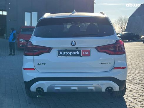 BMW X3 2018 белый - фото 6