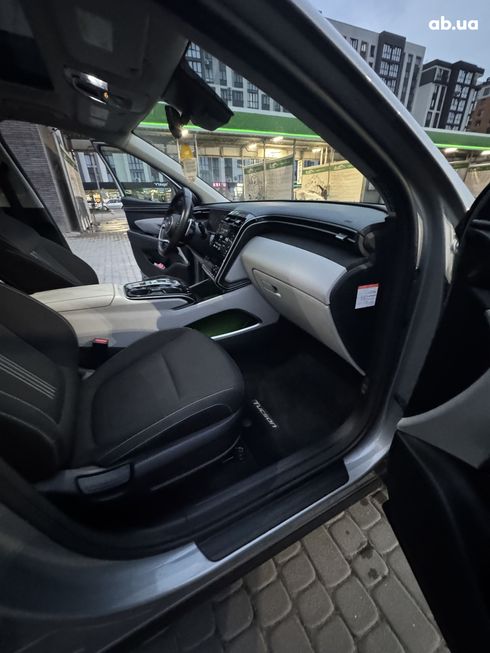 Hyundai Tucson 2021 серебристый - фото 6
