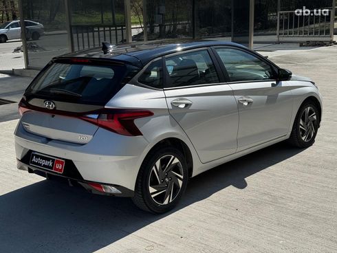 Hyundai i20 2020 серый - фото 7