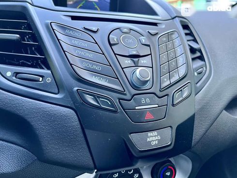 Ford Fiesta 2018 - фото 26