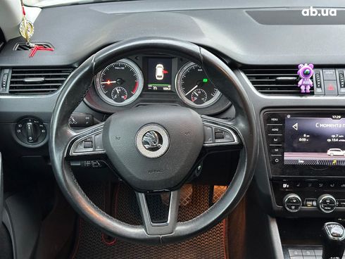 Skoda Octavia 2017 белый - фото 17