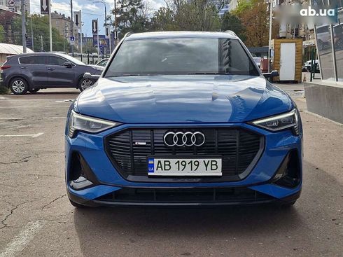 Audi E-Tron 2020 - фото 2