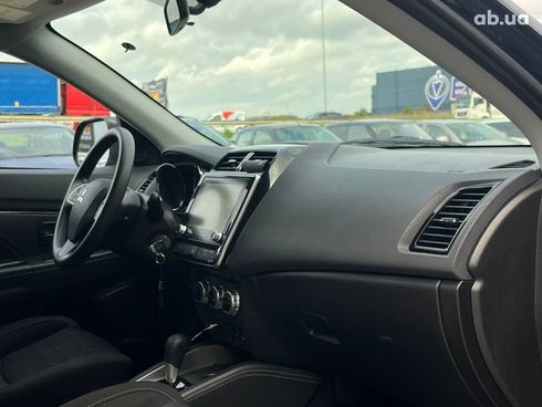 Mitsubishi RVR 2021 черный - фото 6