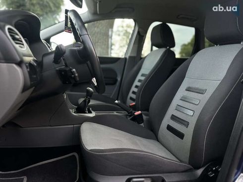 Ford Focus 2009 - фото 23