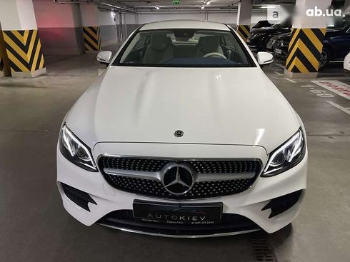 Mercedes-Benz E-Класс 2019 - фото 3