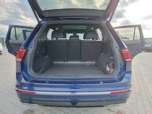 Volkswagen Tiguan 2021 синий - фото 42