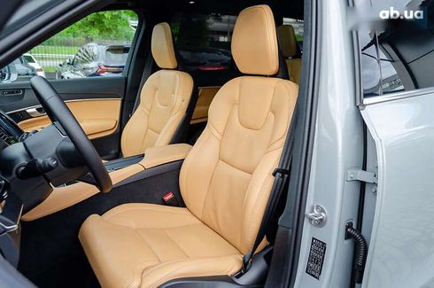 Volvo XC90 2024 - фото 30