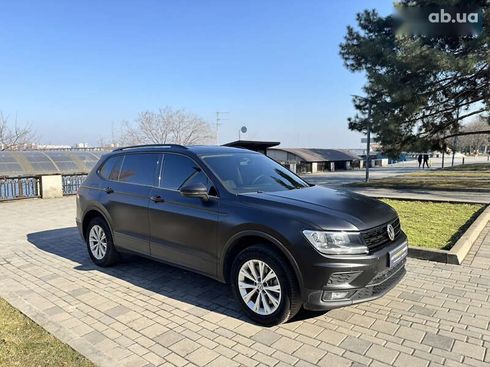 Volkswagen Tiguan 2019 - фото 4