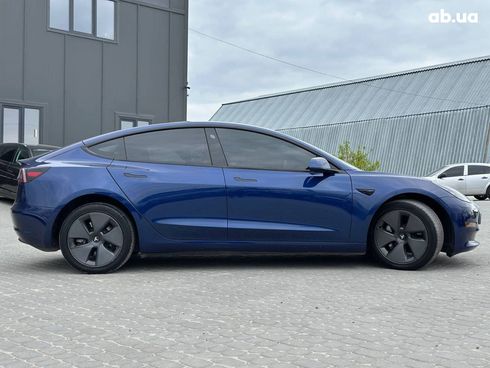 Tesla Model 3 2023 синий - фото 11