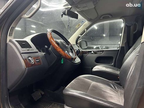 Volkswagen Multivan 2015 - фото 9