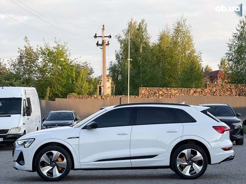 Audi E-Tron 2020 - фото 7