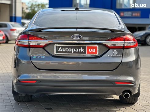 Ford Fusion 2018 серый - фото 5