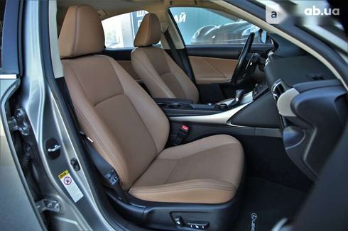 Lexus IS 2015 - фото 11