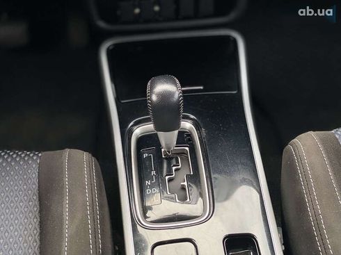 Mitsubishi Outlander 2018 - фото 20