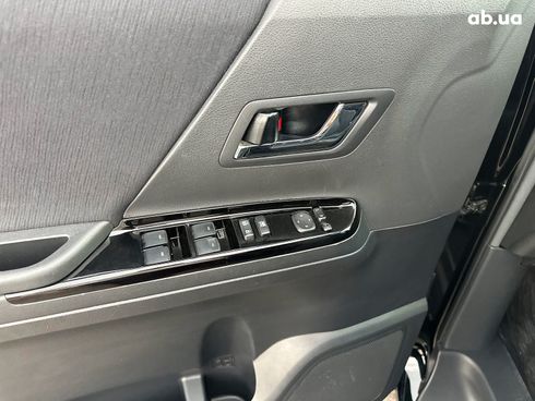 Toyota Vellfire 2011 черный - фото 35