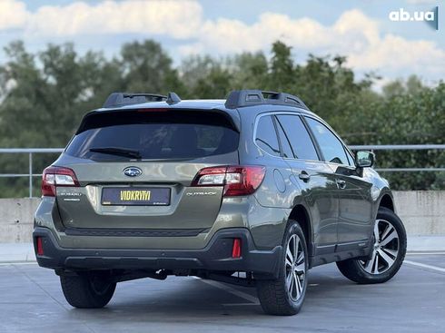 Subaru Outback 2017 - фото 21