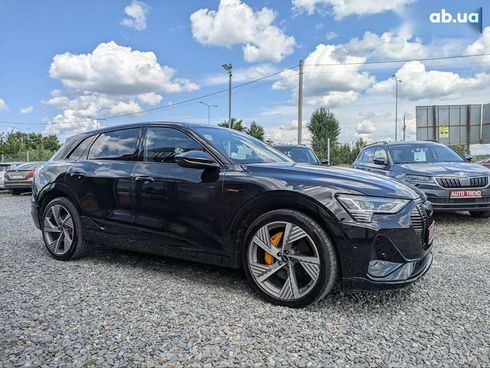 Audi E-Tron 2022 - фото 3