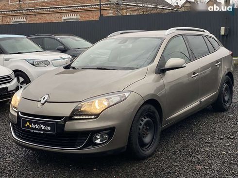 Renault Megane 2012 - фото 14