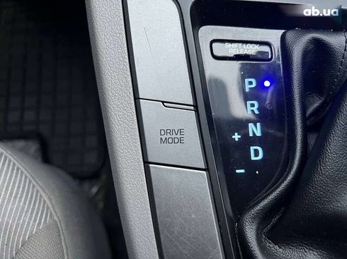 Hyundai Elantra 2018 - фото 26