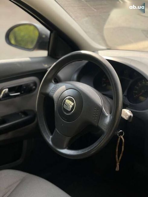 SEAT Cordoba 2003 - фото 11