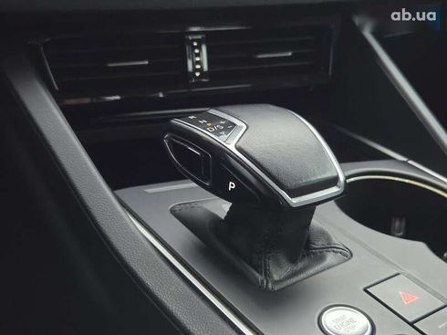 Volkswagen Touareg 2021 - фото 27