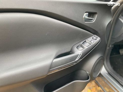 Nissan Juke 2021 серый - фото 33