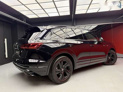Volkswagen Touareg 2021 - фото 15