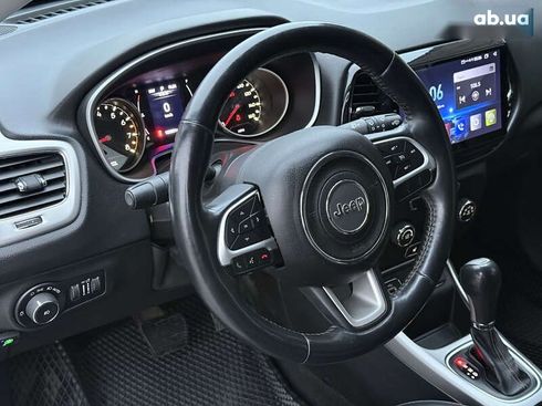 Jeep Compass 2018 - фото 29